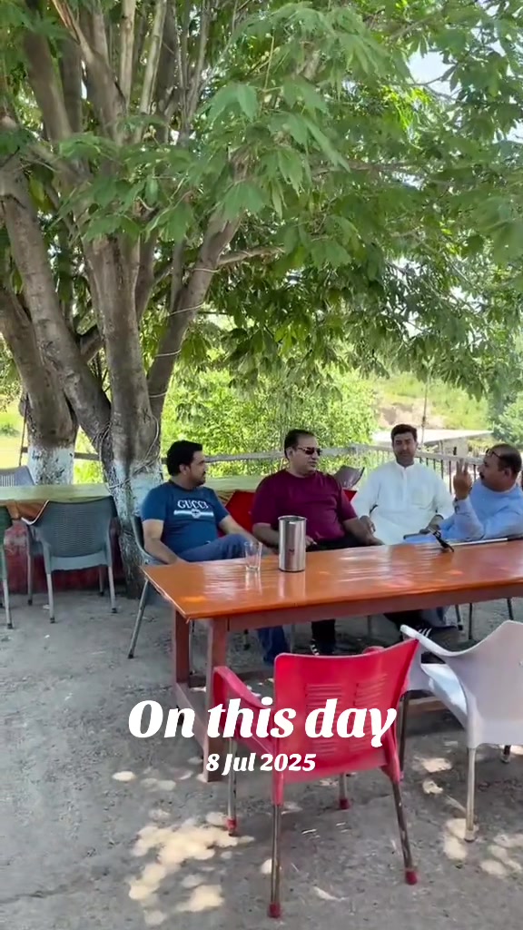 @Zahid Malik Vlogs