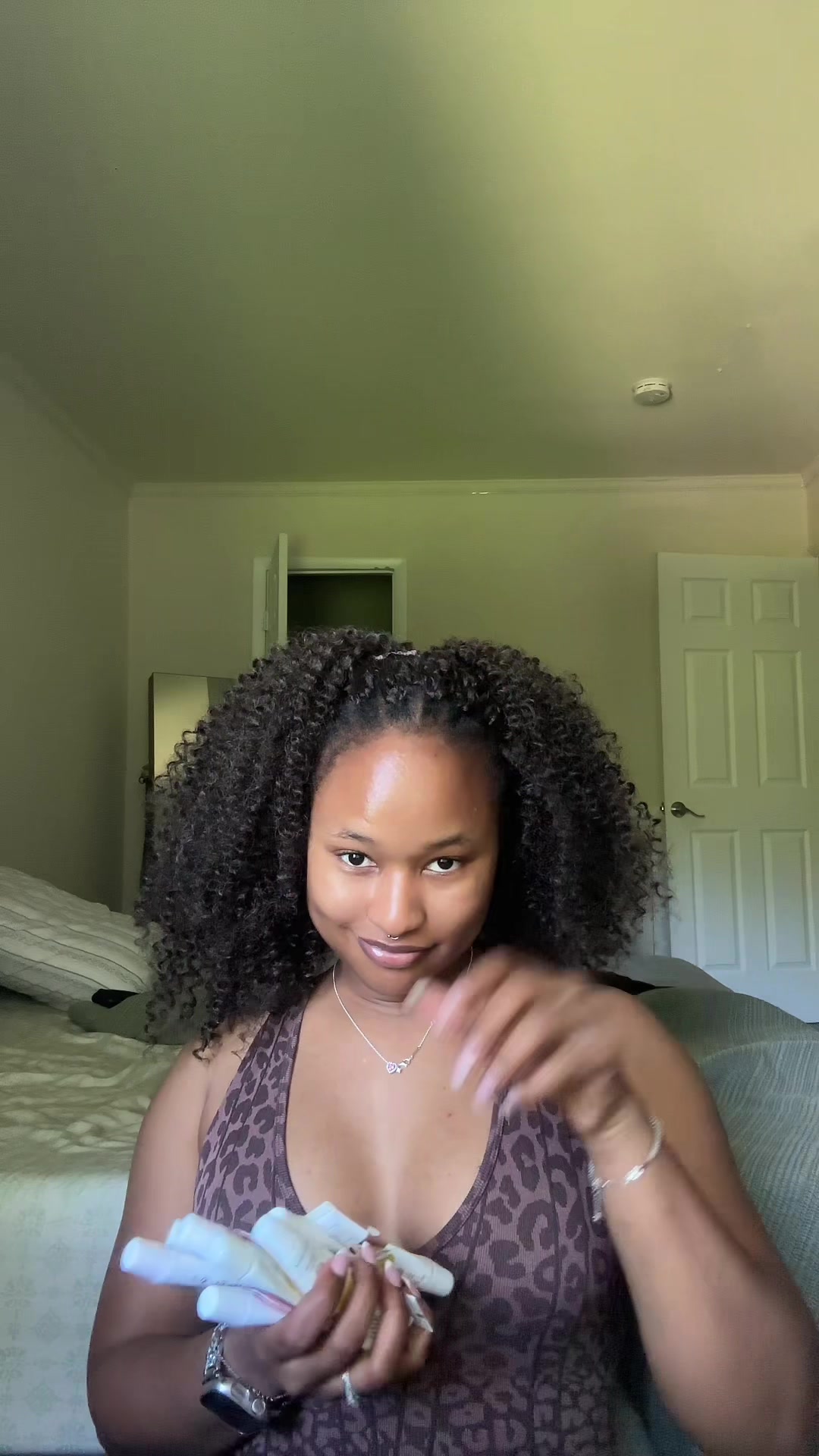 @Ej