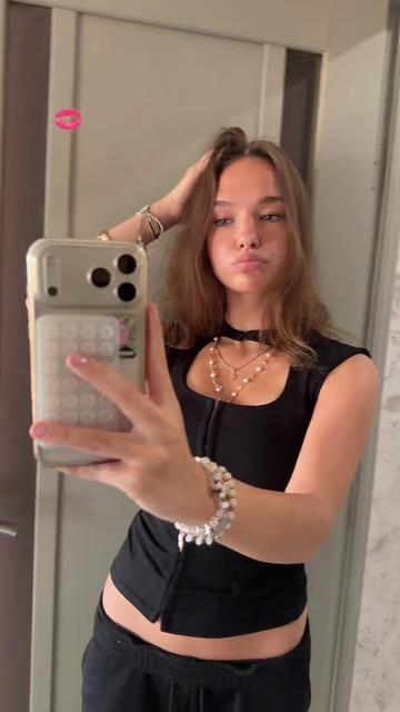 @VI