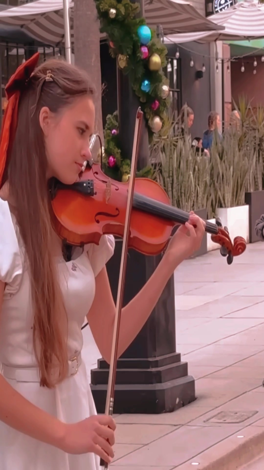 @sstreetmusic
