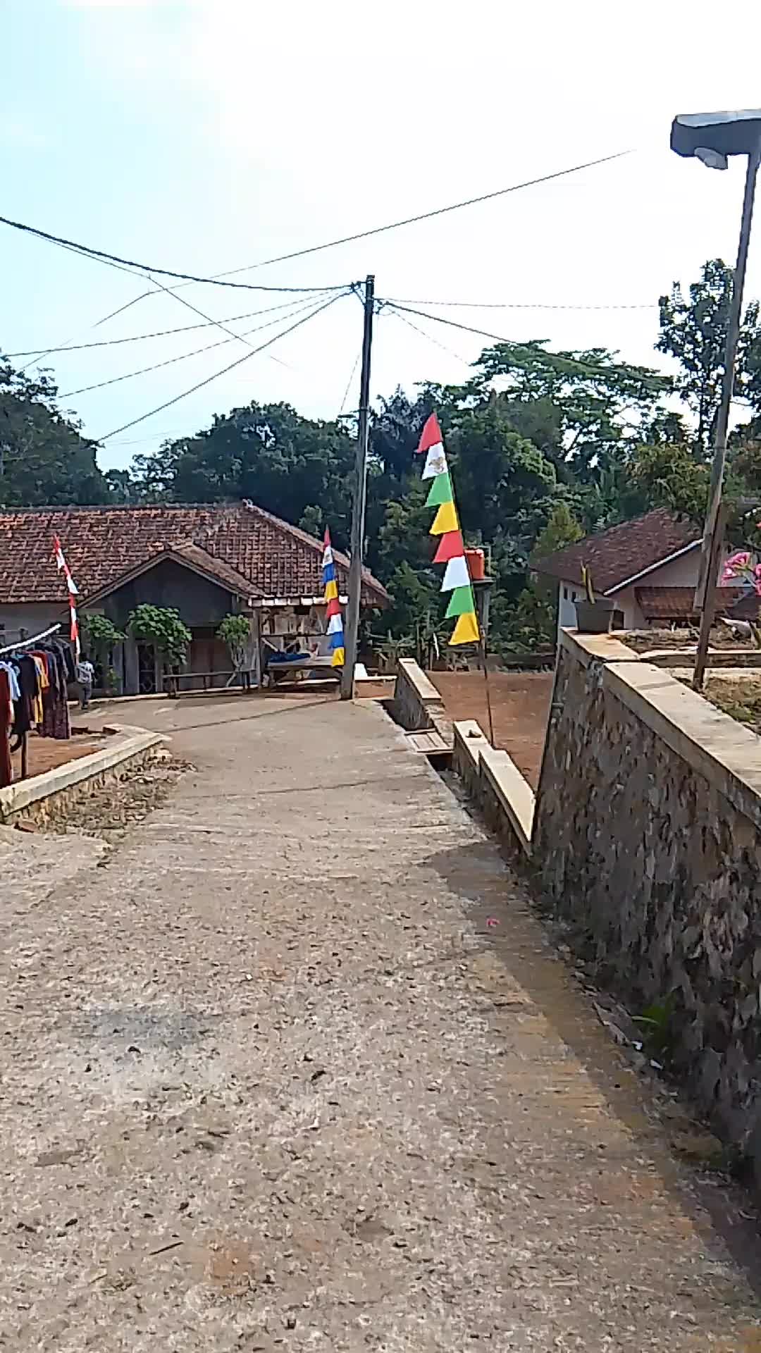 @Bu RT 01