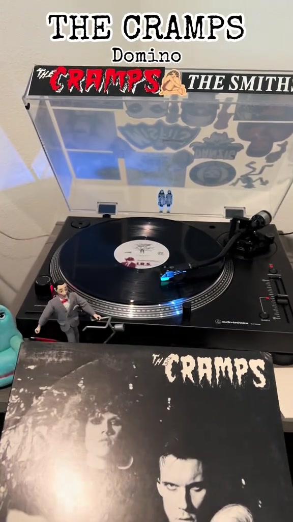 @Vinyl Fetish