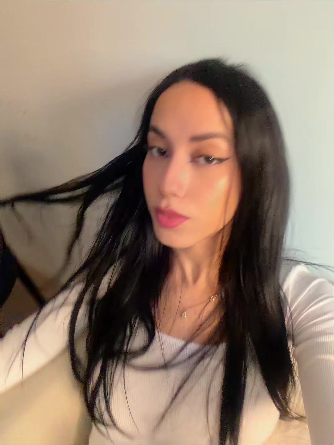 @🧚🏼&zwj;♂️