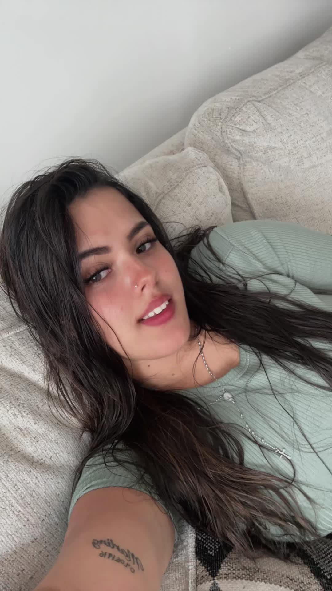 @𝓓𝓪𝓻𝓵𝓲𝓷𝓰_𝓢𝓮𝓵𝓵𝓪✨