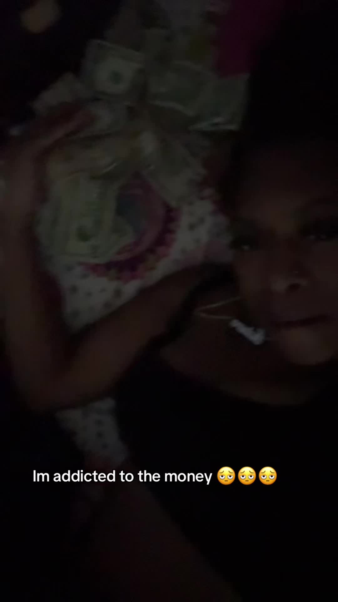 @moraa