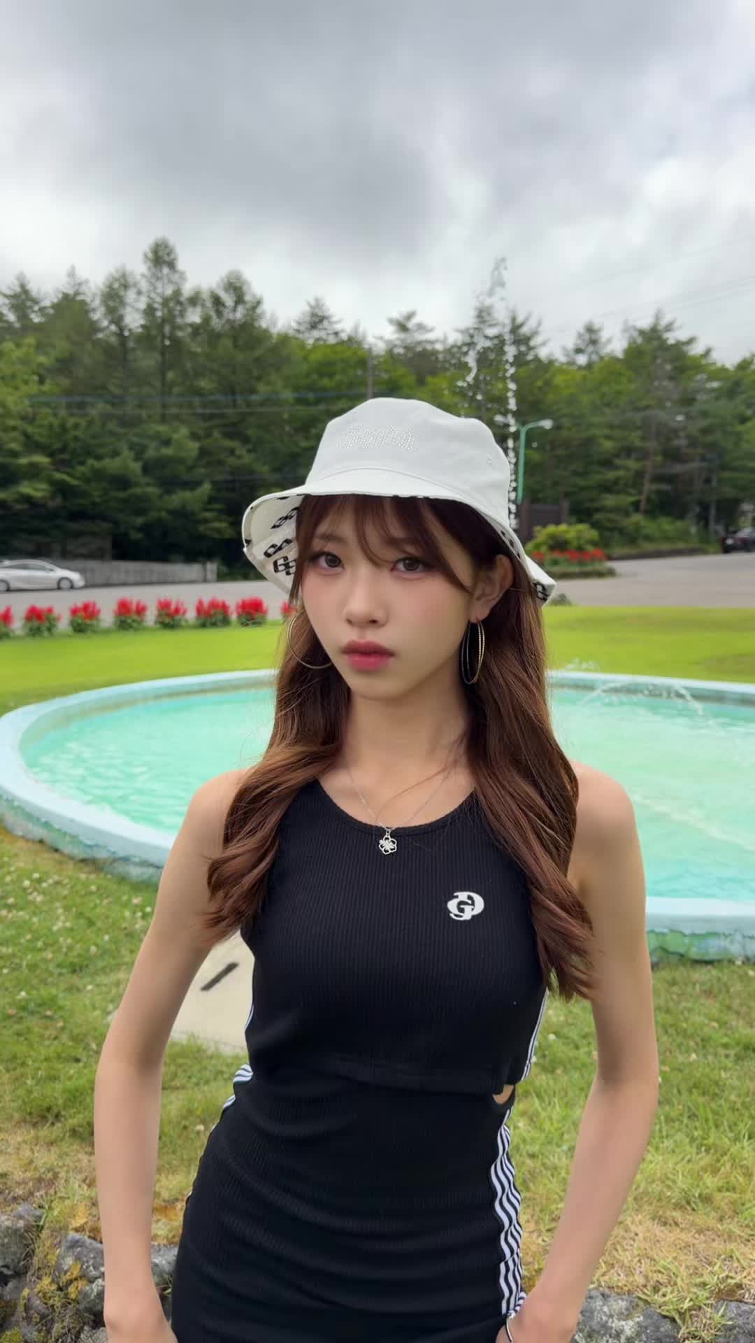 @瑚彩