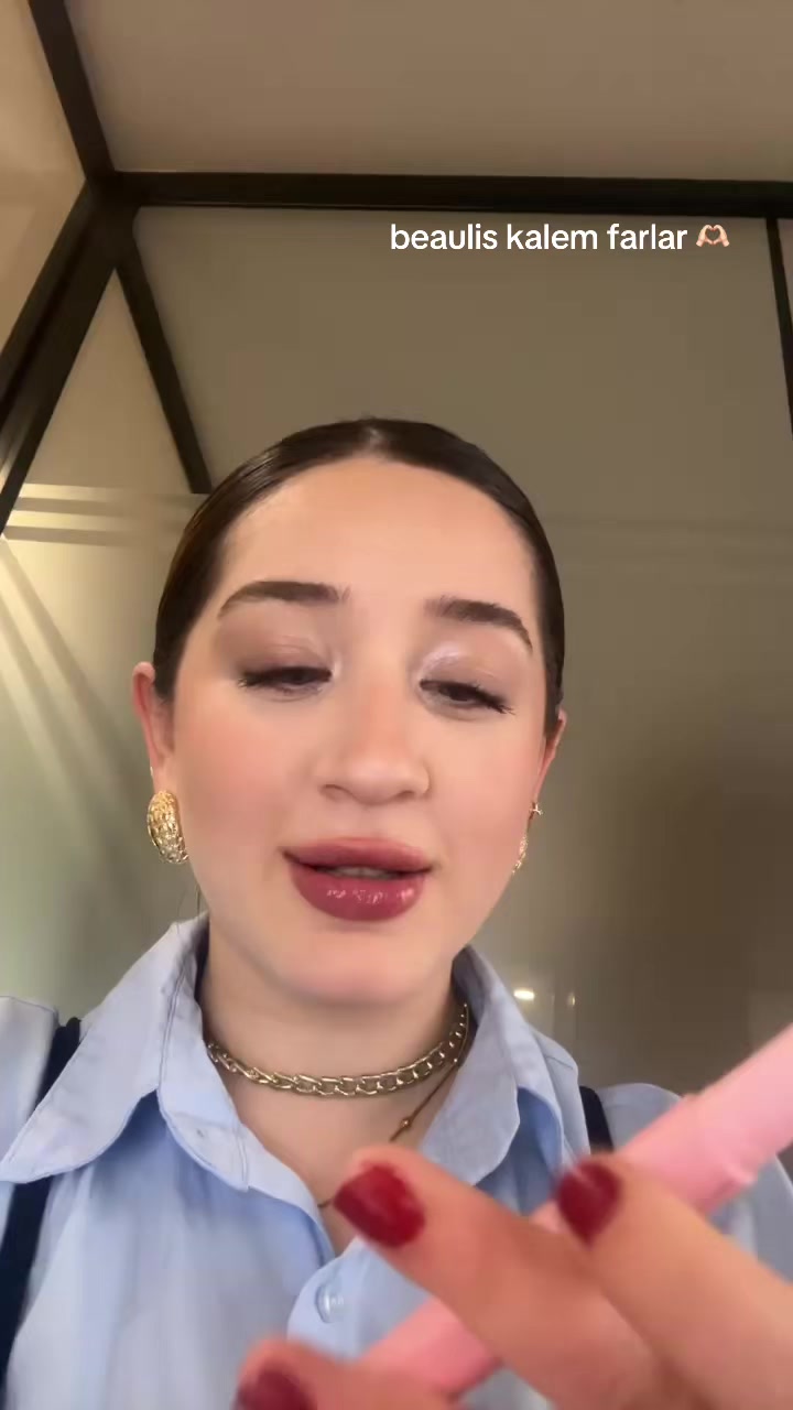 @Naz yapiyosun
