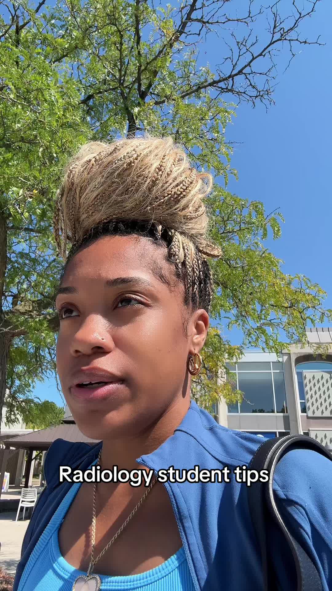 @Icedbyniya._
