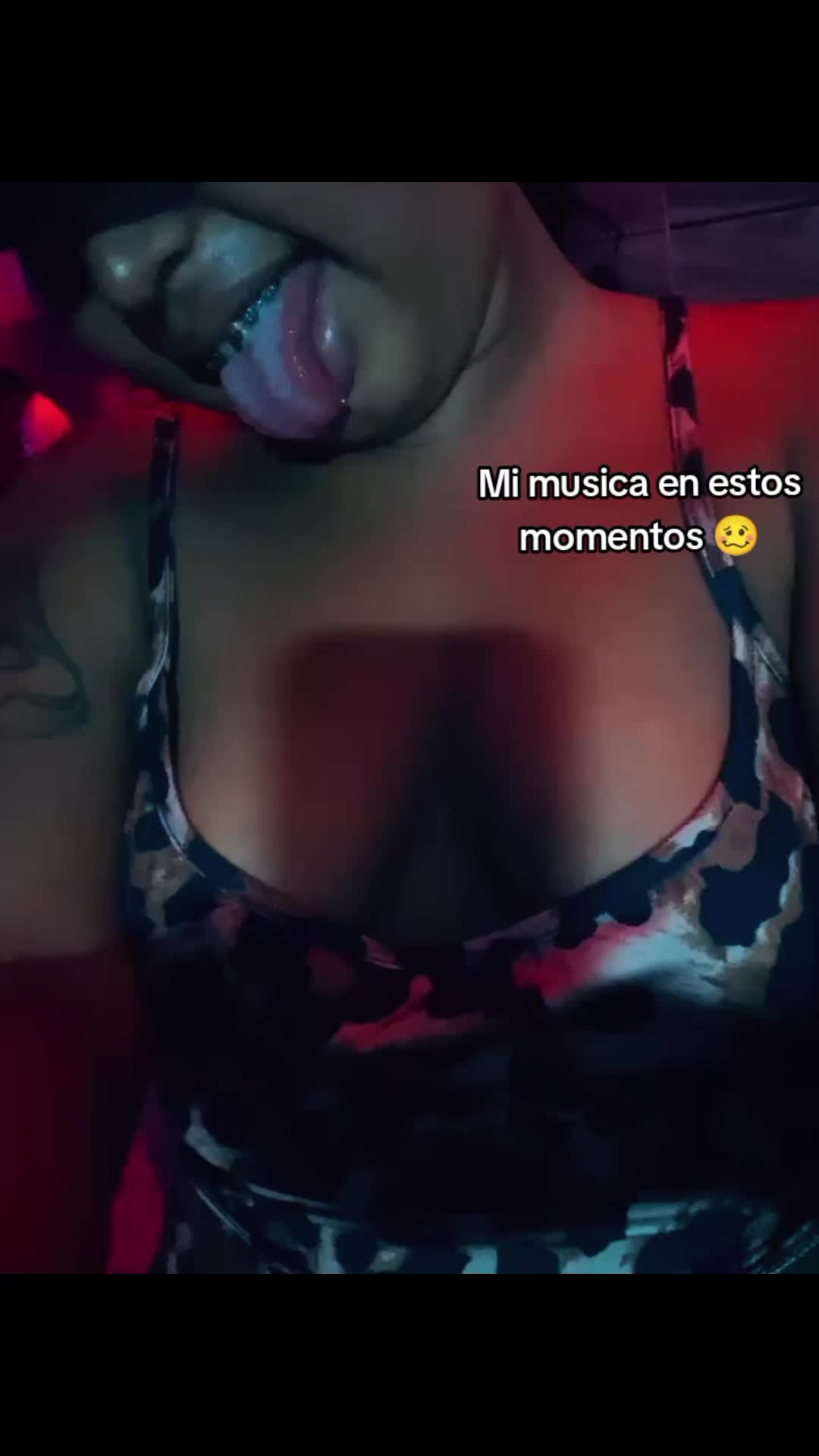 @🦋
