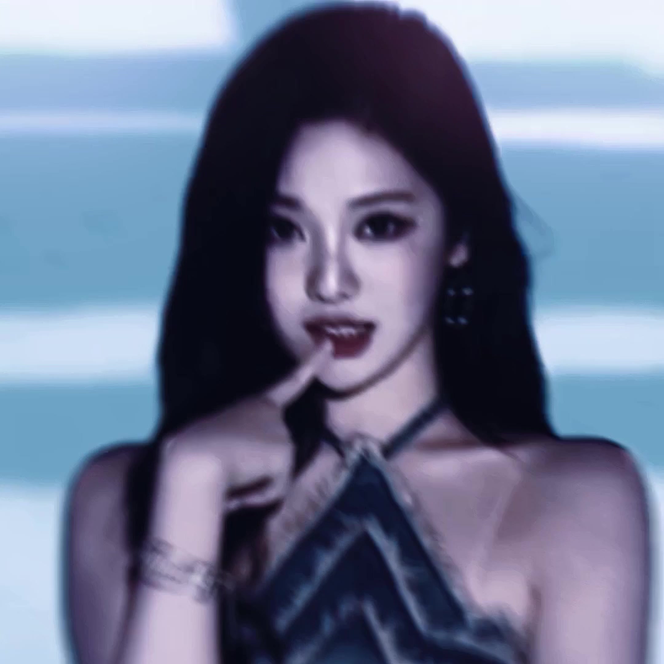 @𝓐𝓻𝓲 ✧