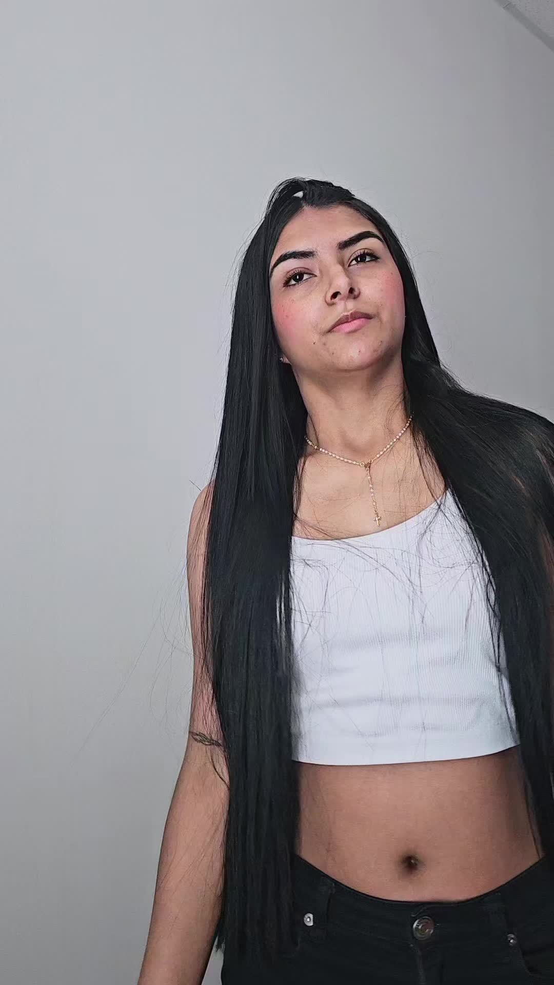 @oficial.yuliana