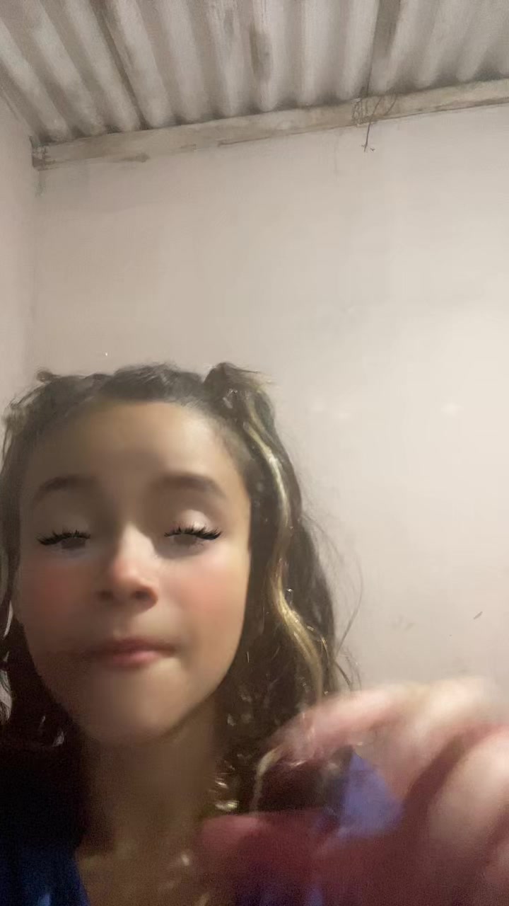 @gloriavalentim0