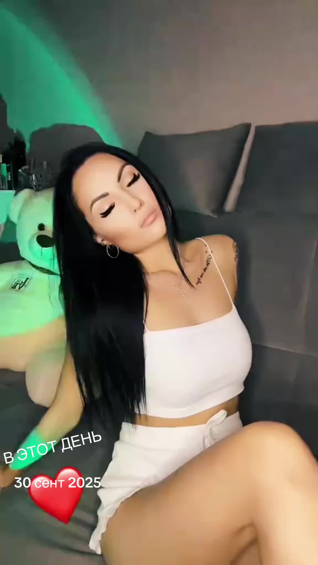 @Helen 🖤