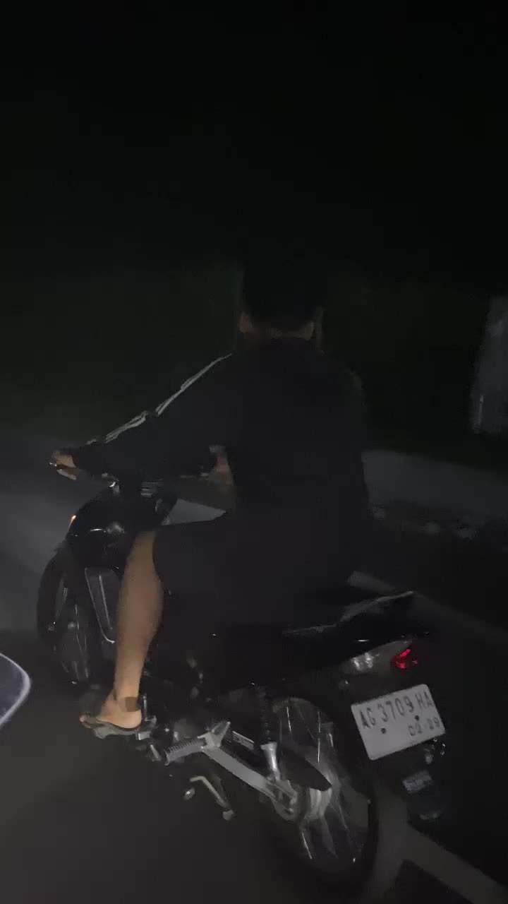 @zuuaakiii