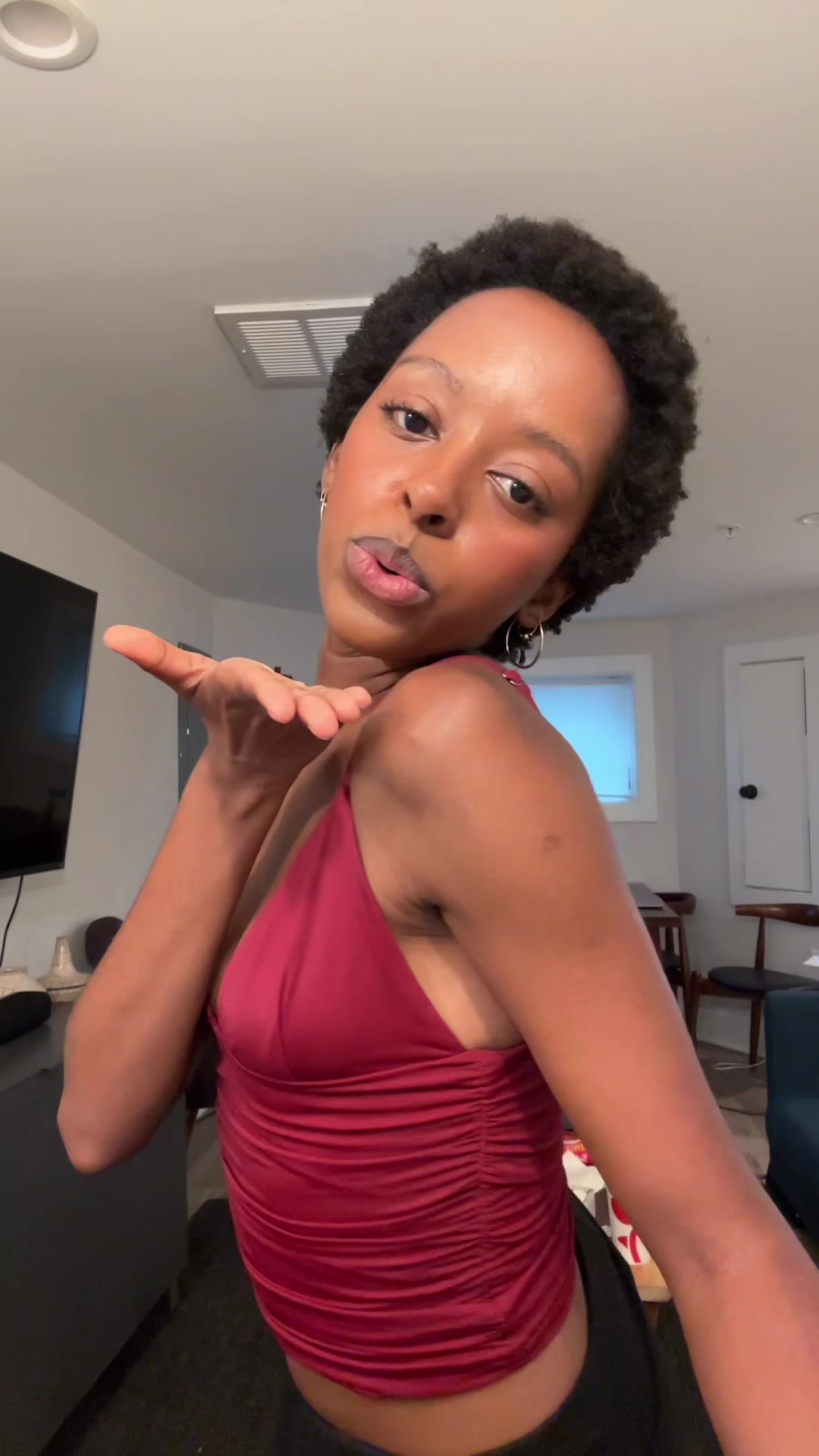 @Uwera