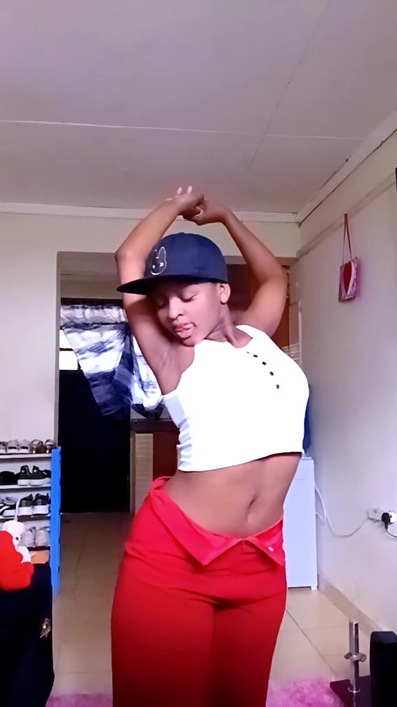 @rocxyline roza