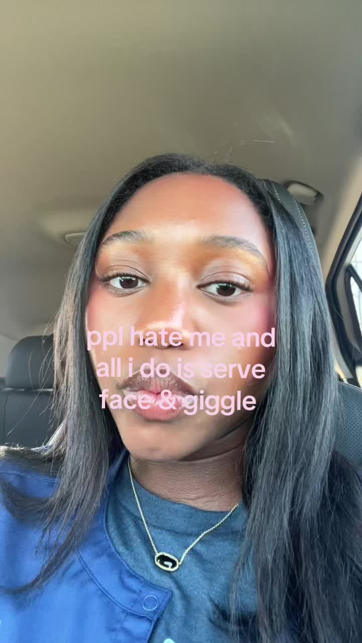 @🦄👸🏽