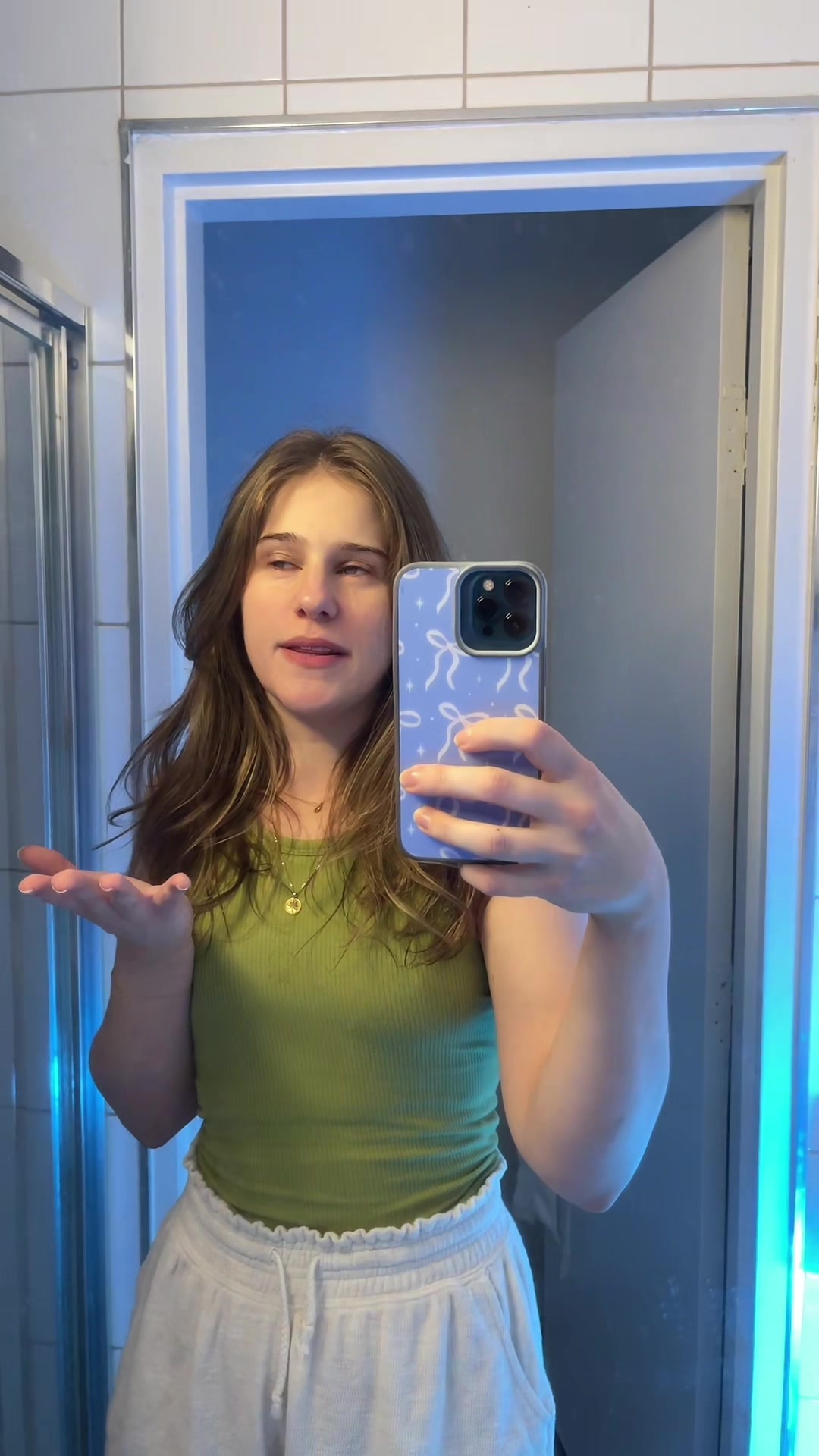 @AlauraBidingCitizen