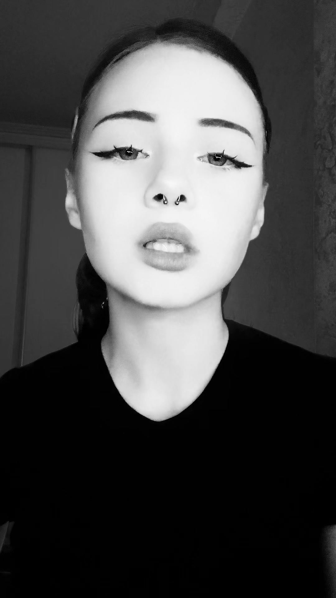 @валерія