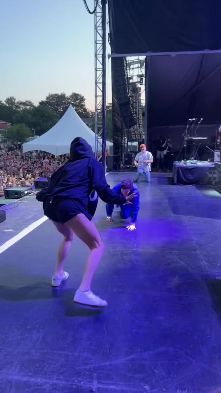 @Kesha