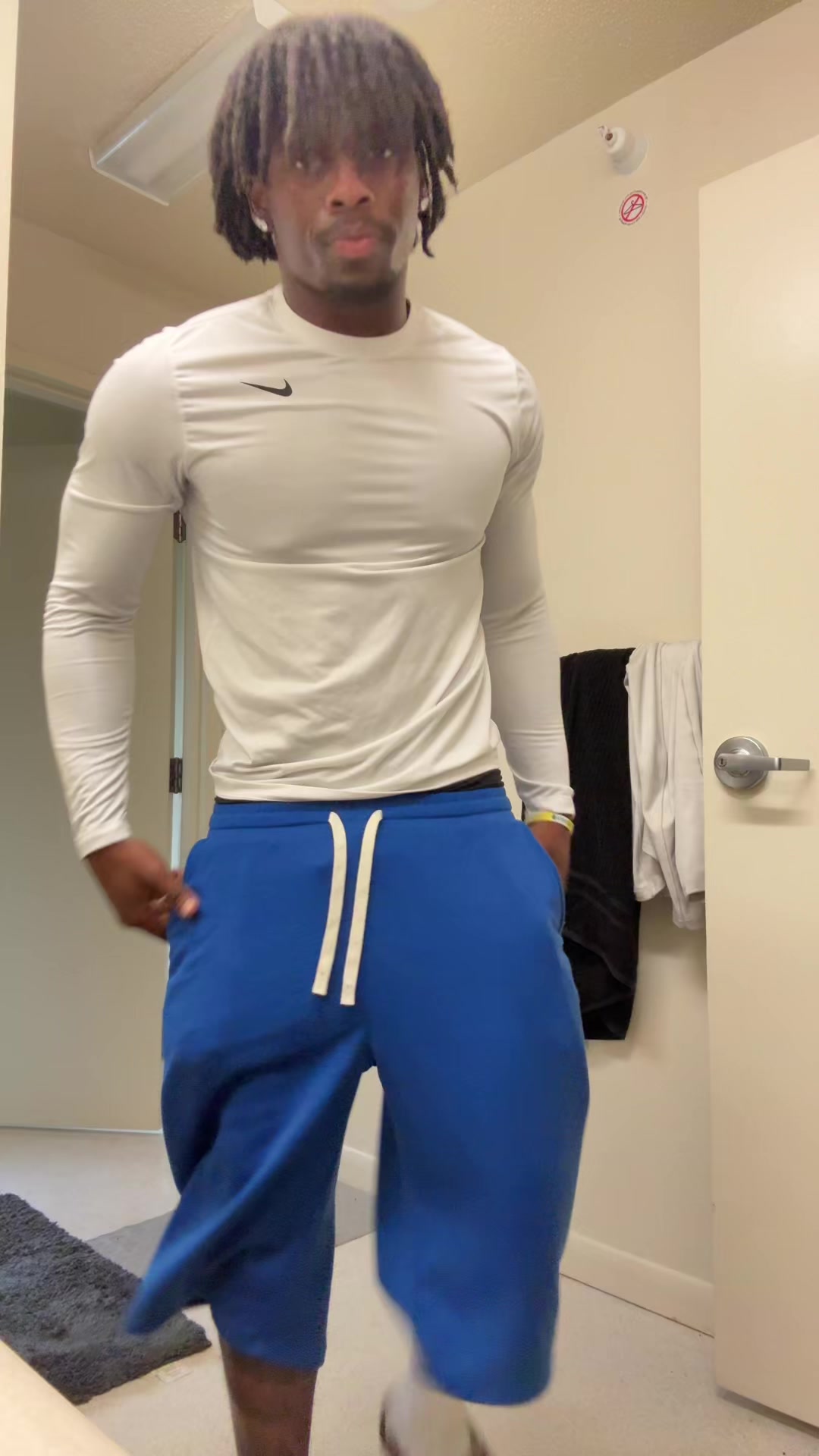 @J5🚶🏽♂️