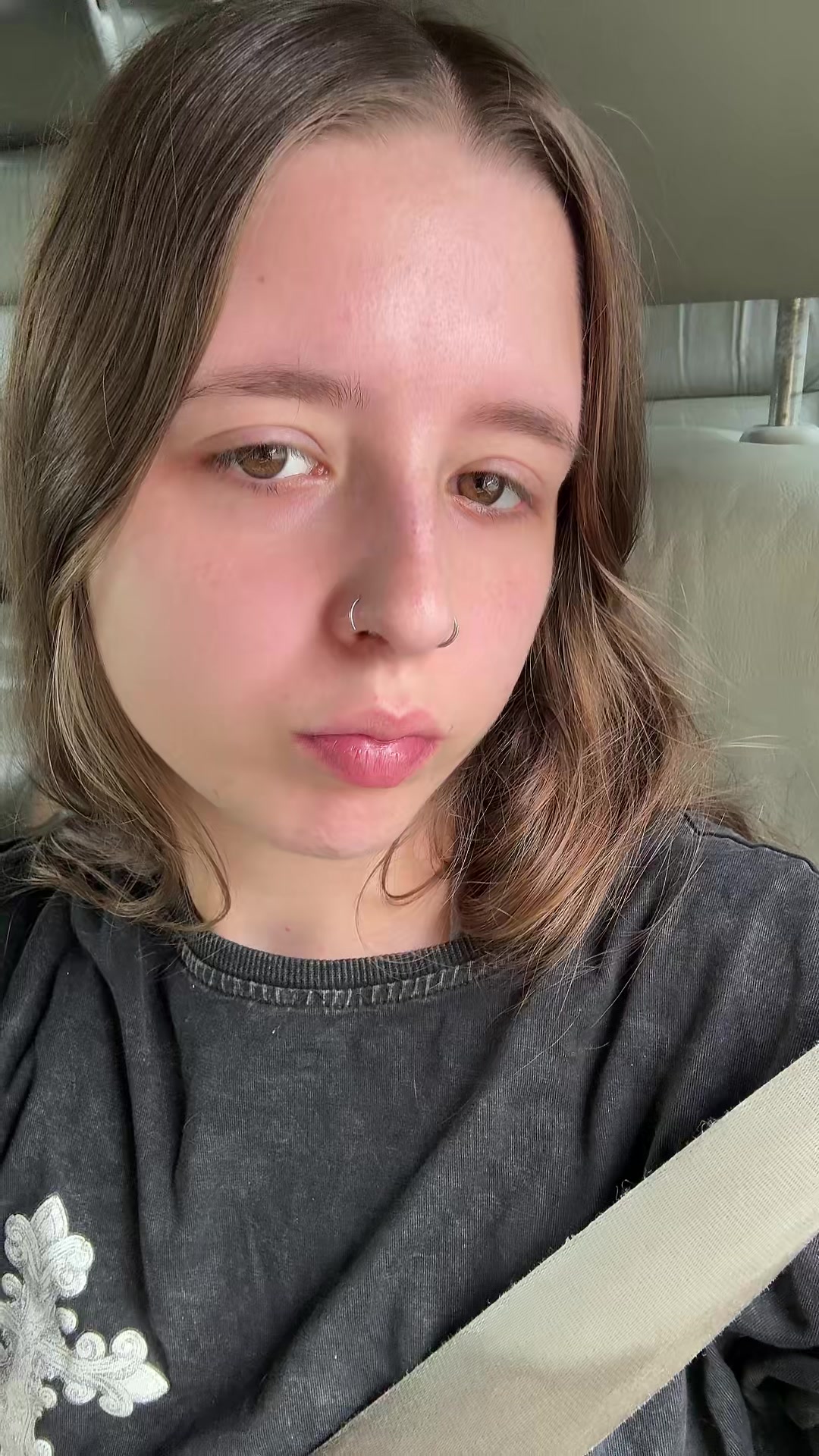 @<3
