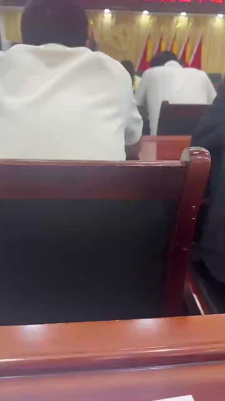 @晃晃悠悠