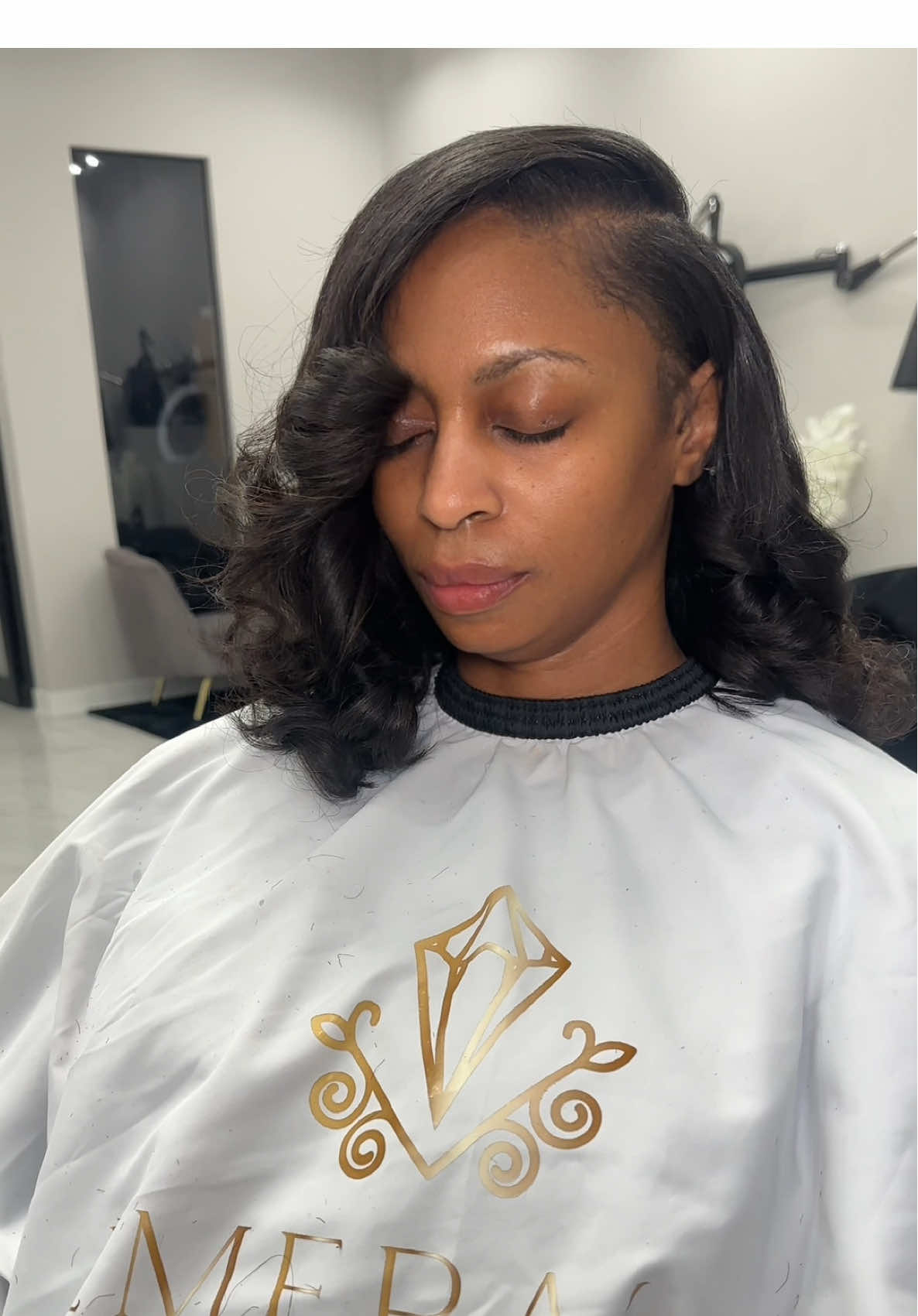 @EmeraldHairCo