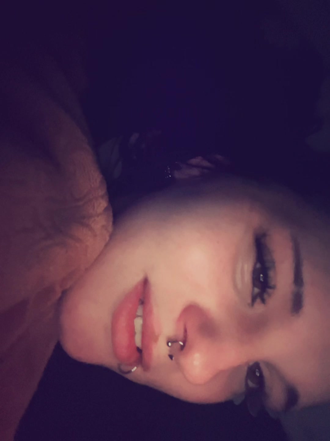 @✞