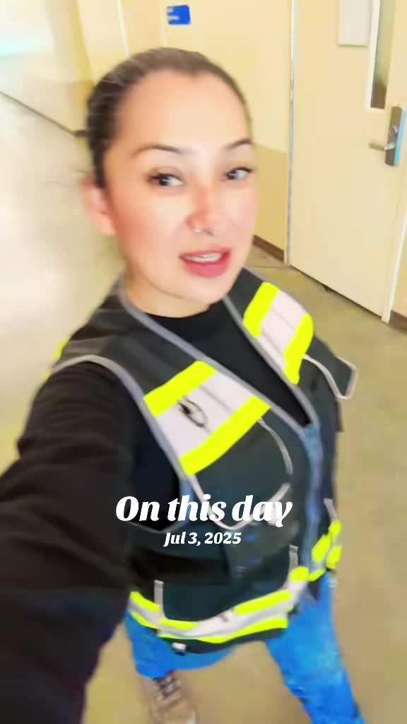 @Sandra 🖤🖤🖤