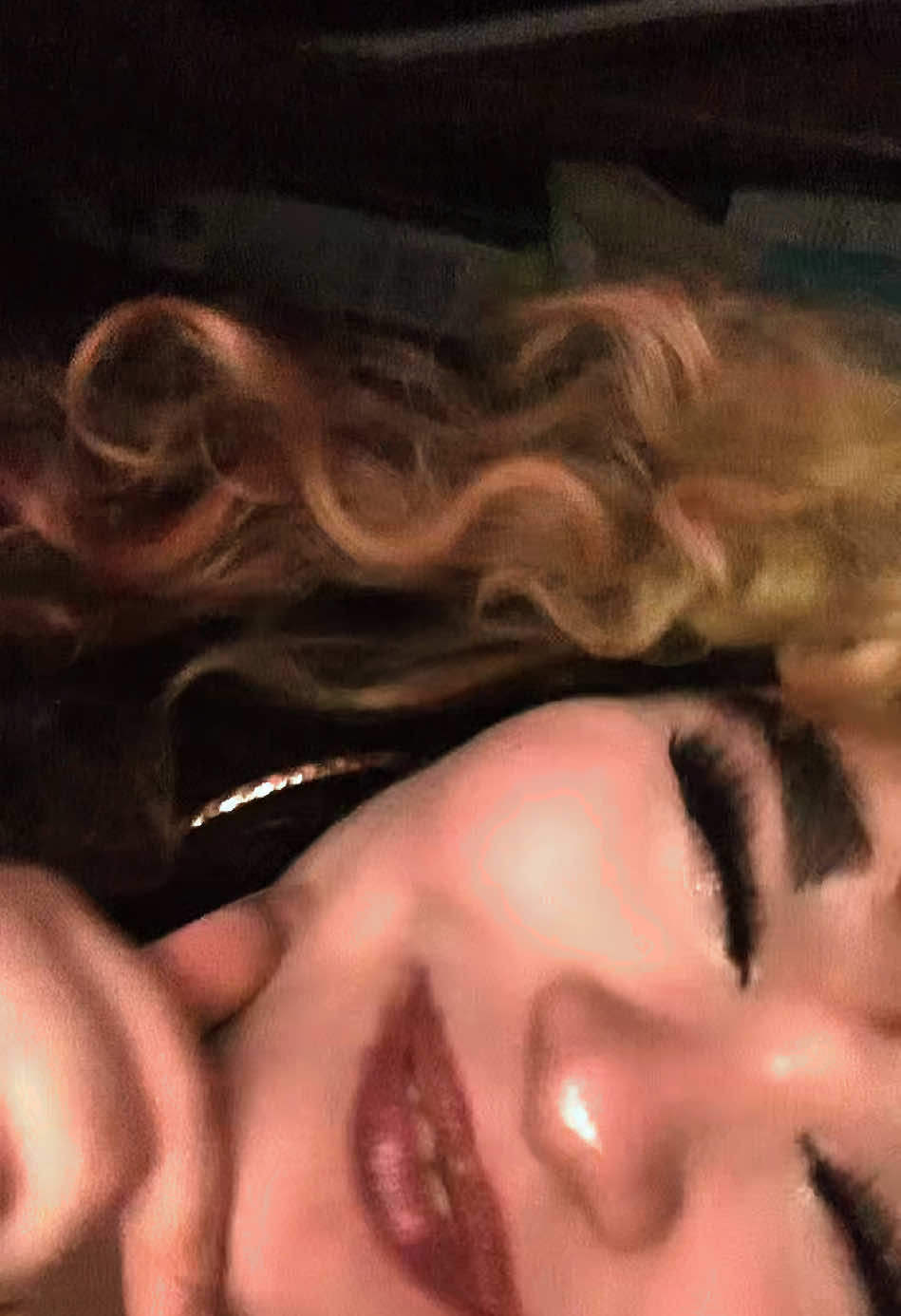 @JazzyCake