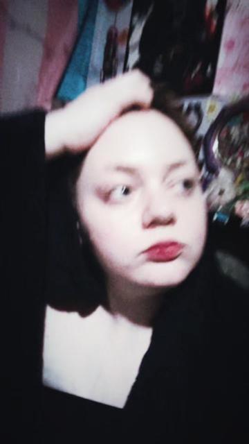 @call me knife🔪 (he/they/it)<3
