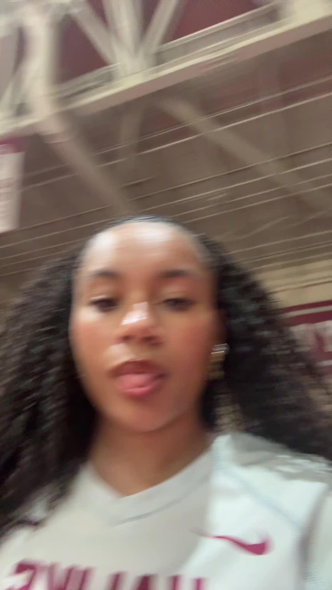 @🥽