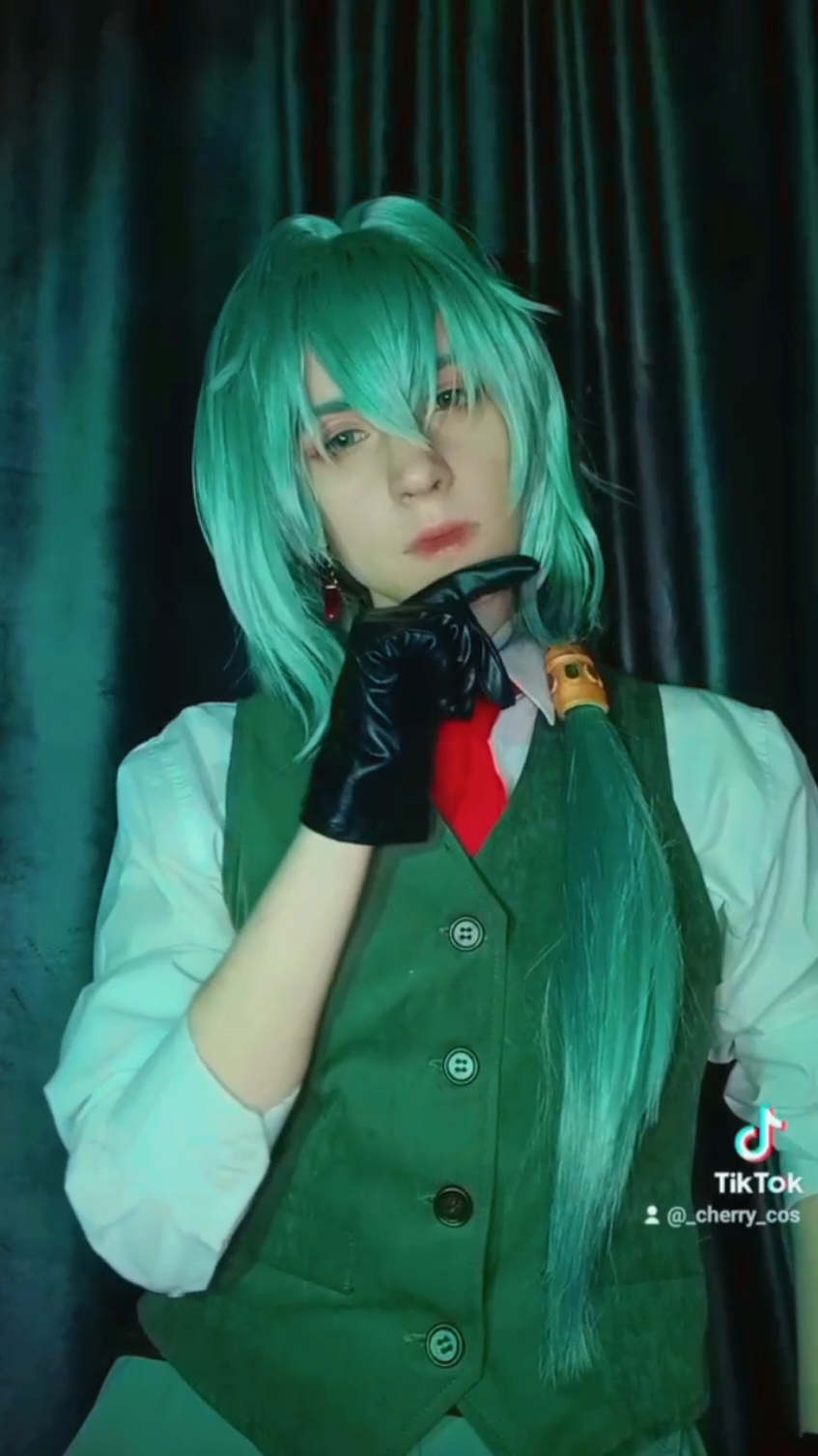 @_cherry.cos_