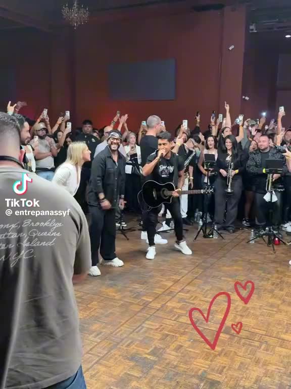 @Teffie 🇨🇦🇻🇪🇵🇪🇭🇷🇪🇸