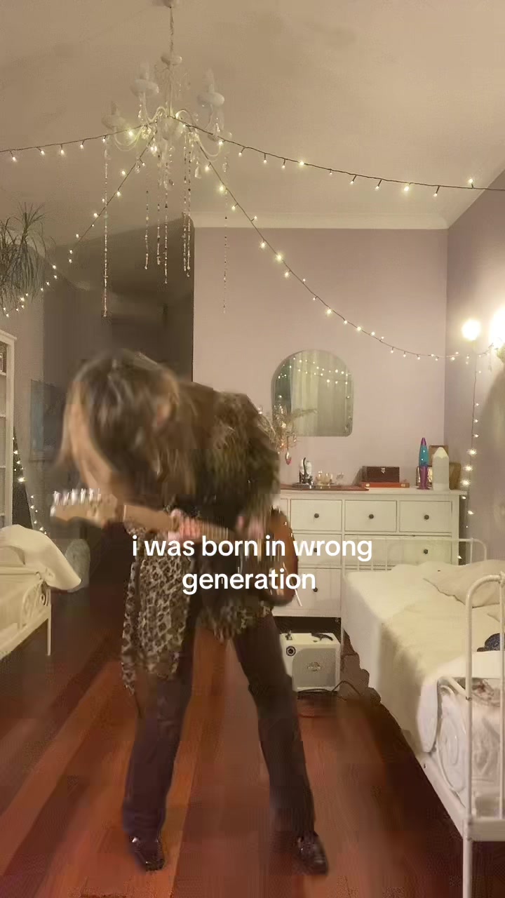 @polly ✸
