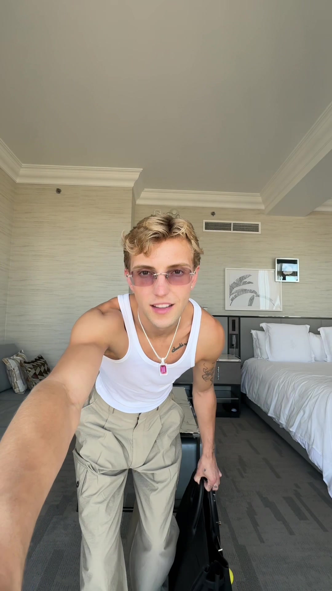 @Voegl