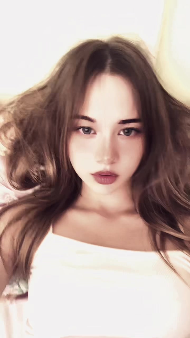 @LilyMillie
