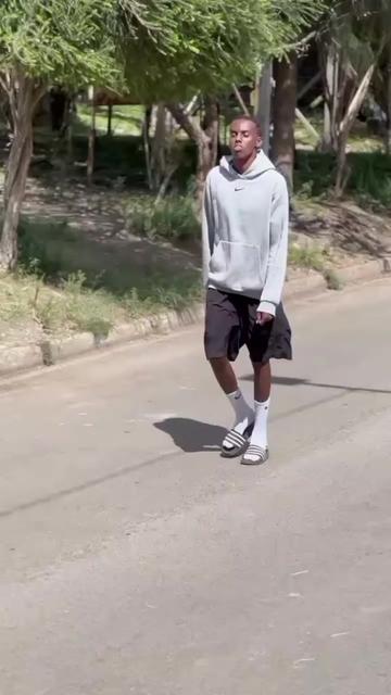 @Naanoow 🇸🇴+🆎