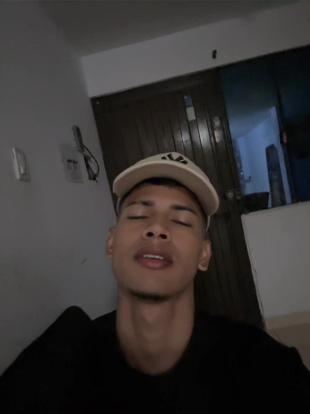 @Julio Acuña