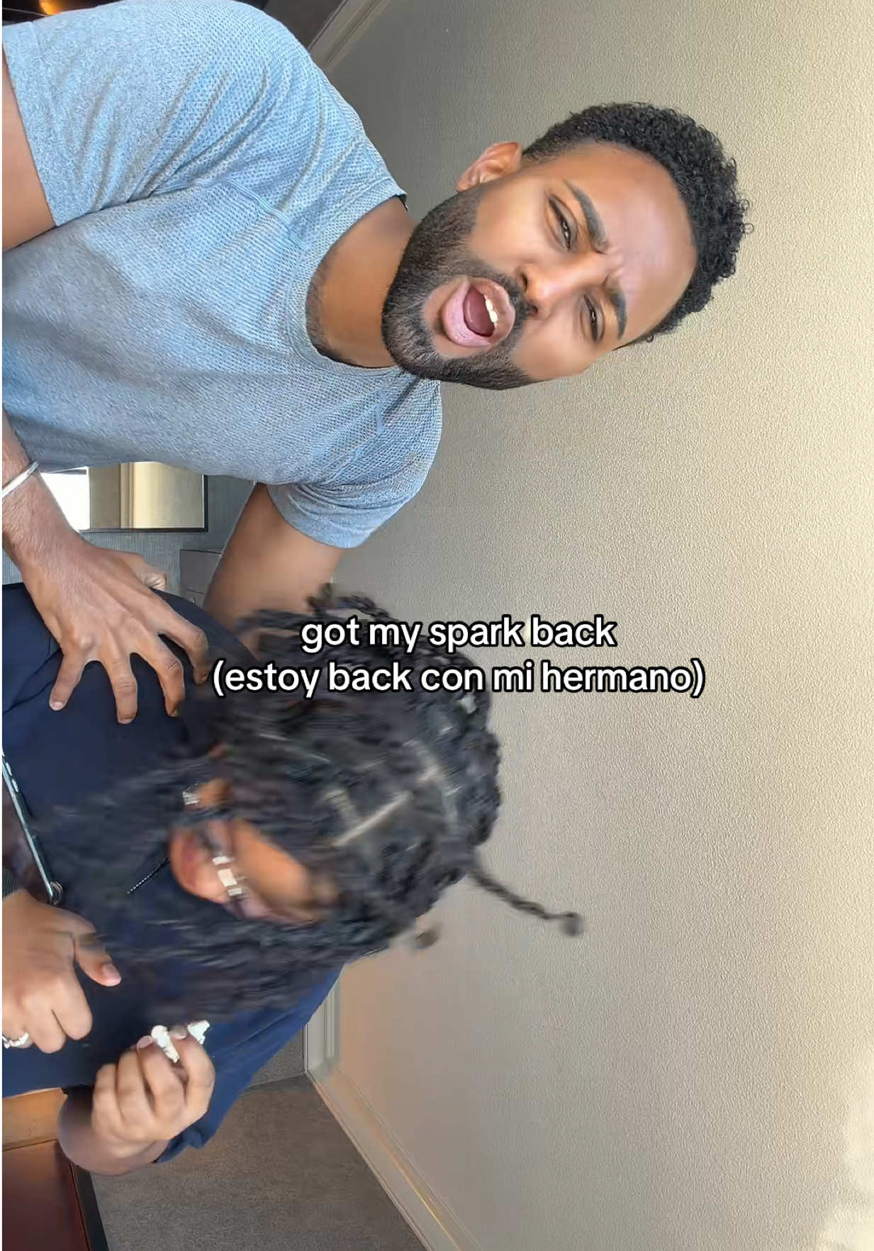 @Ro