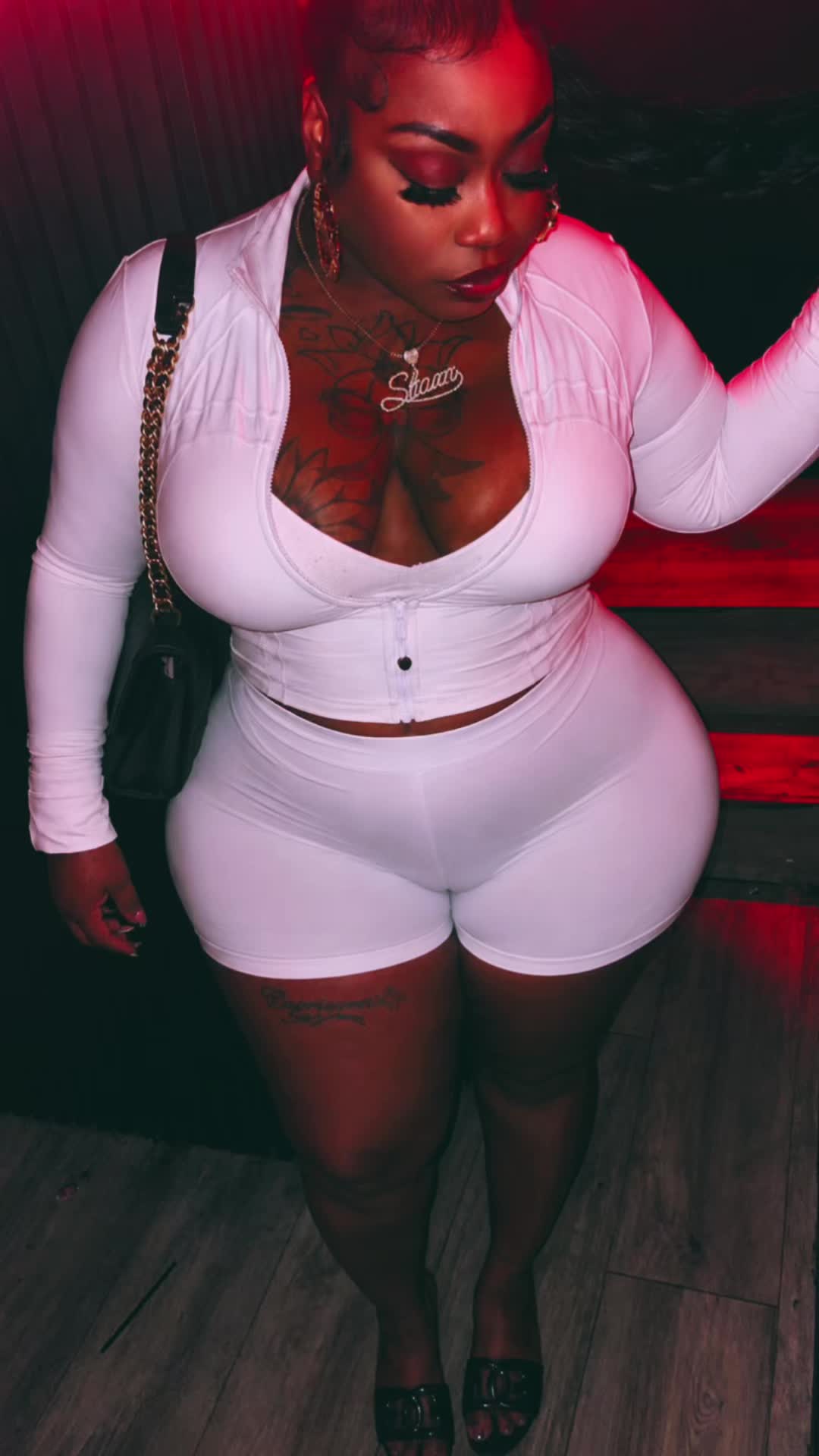 @Lacebyforeignstaxx