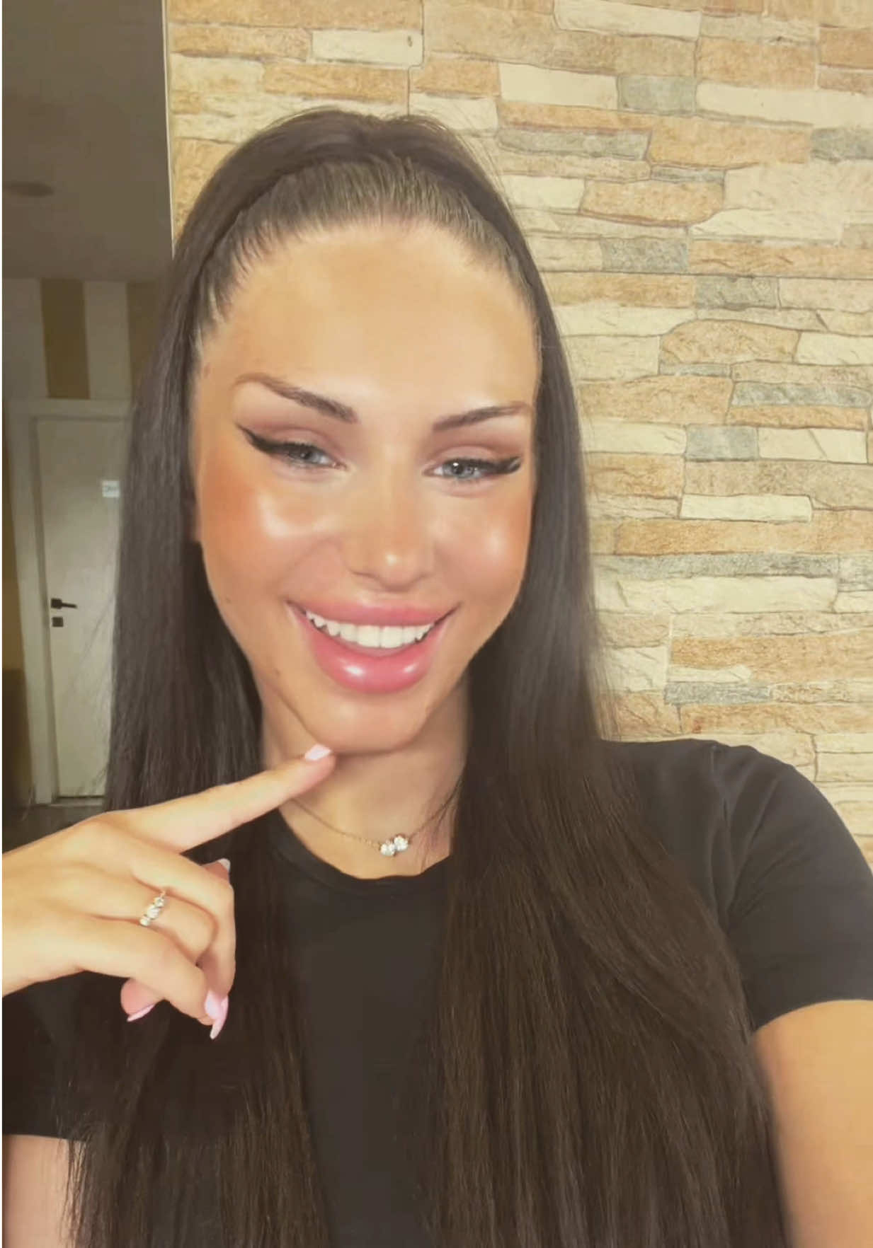 @Laura Zlatar