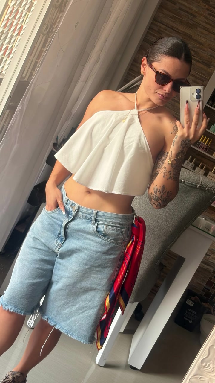@M&oacute;nica