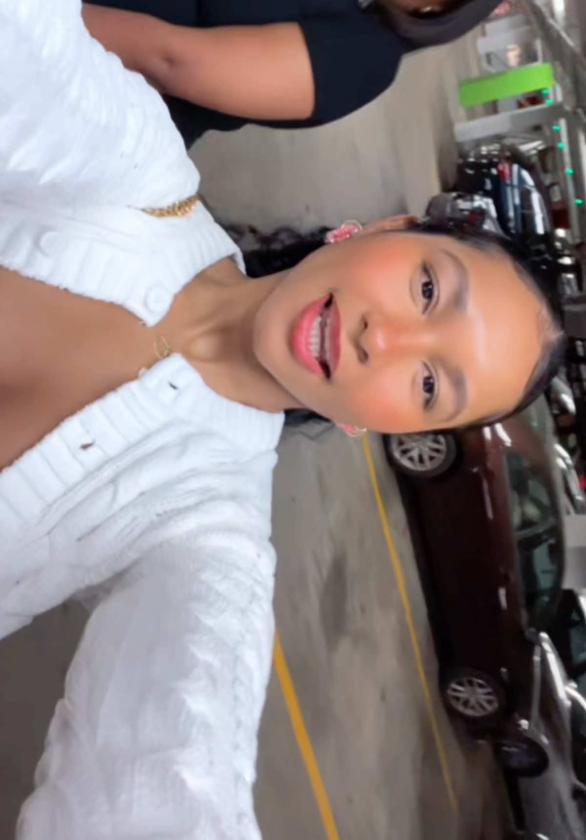 @Mo