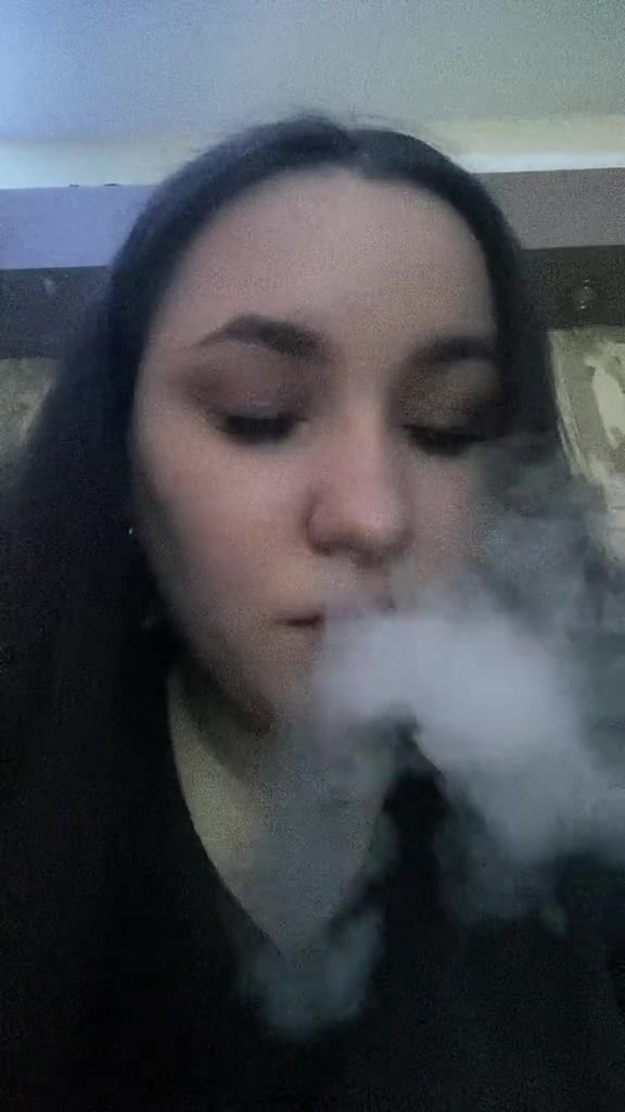 @arianaterno