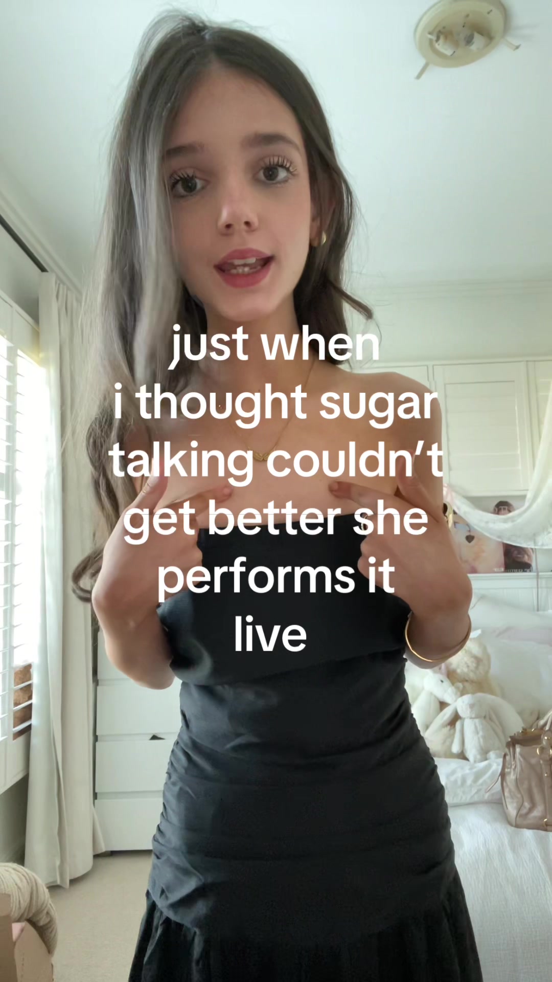 @Chlo ᥫ᭡