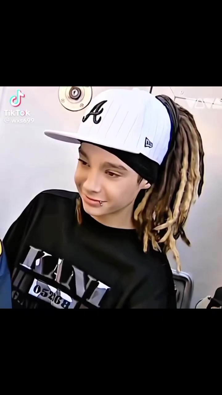 @Tom Kaulitz 🎸
