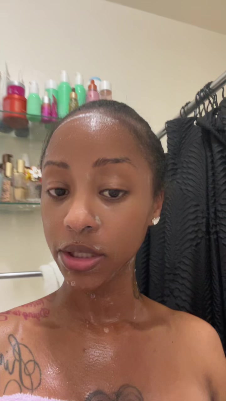 @thegirlkat