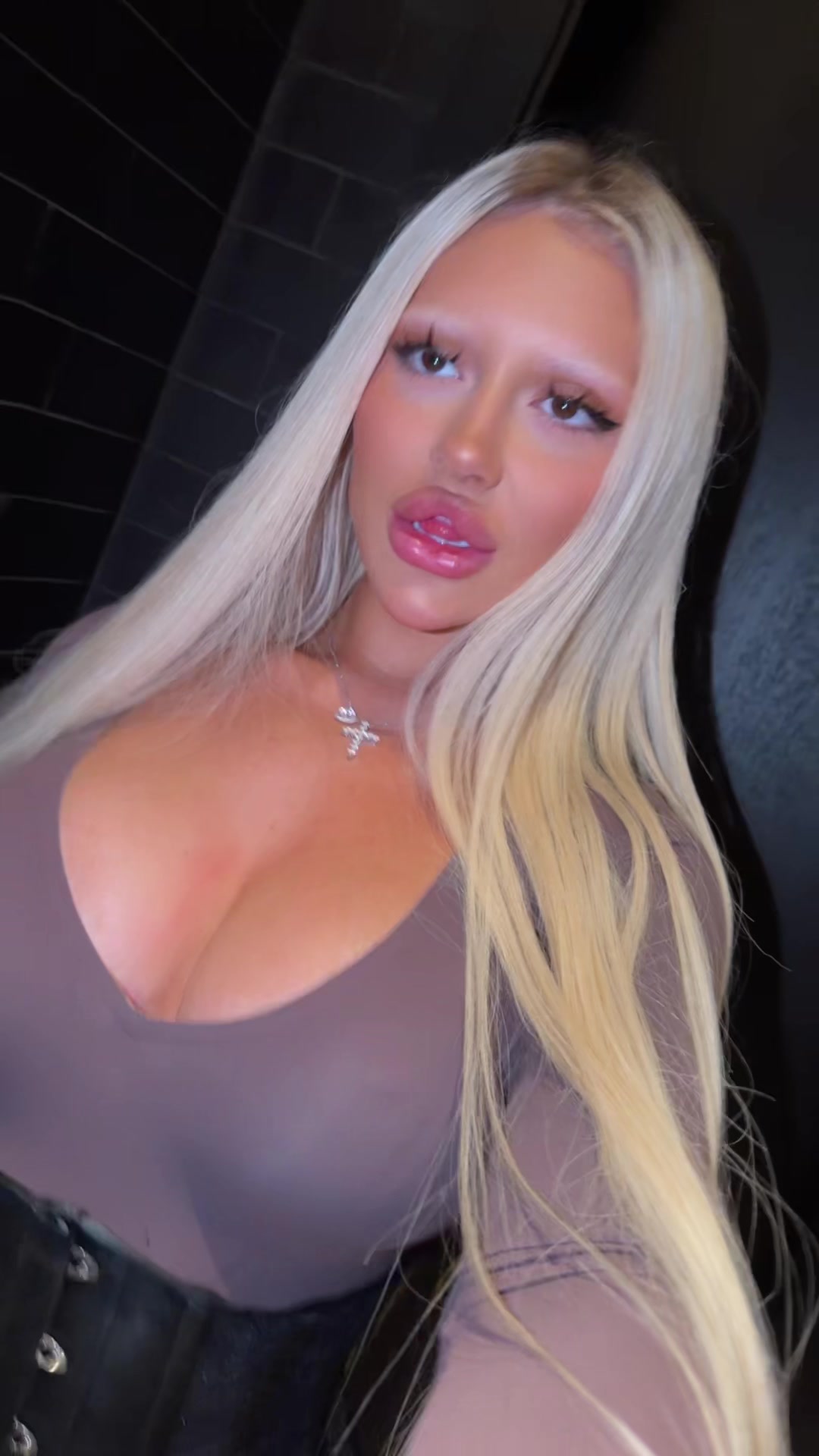@anchicha_